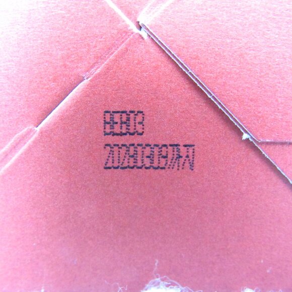 Danahan Bonyongo Red Ginseng Cream (55 ml/1.86 oz) – New/Sealed Box - Picture 9 of 9